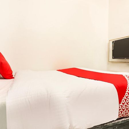 OYO 70297 Hotel Sheela Rohtak Buitenkant foto