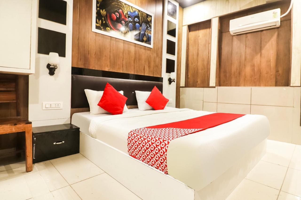 OYO 70297 Hotel Sheela Rohtak Kamer foto
